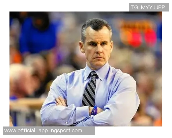 卡利亚库珀30分表现抢眼却因犯规离场球队遭遇失利令人惋惜