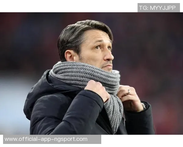 阿德耶米替换时摔水瓶引发争议科瓦奇回应称没有必要