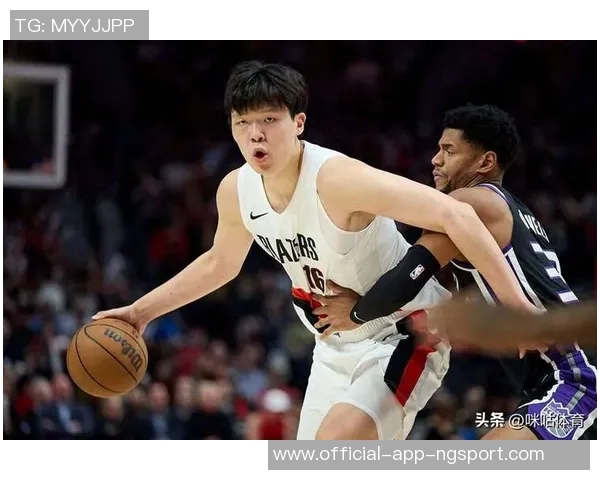 杨瀚森短暂出场仅2分钟展现实力迅速贡献4分令人期待更多表现